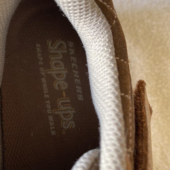 Skechers Shape-Ups - Brown suede and close to perfect! Worn one time. Very nice! - Picture 10 of 10